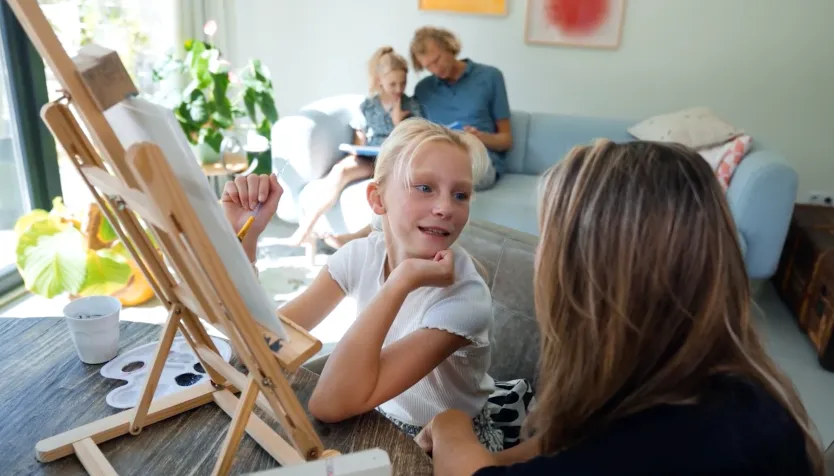 Tommer sharing insights on staying informed and prepared when traveling to dengue‑risk areas